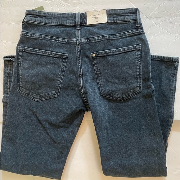 Mens H&M Blue Dark Wash Regular Fit Jeans Size 29x30 - Picture 3 of 9